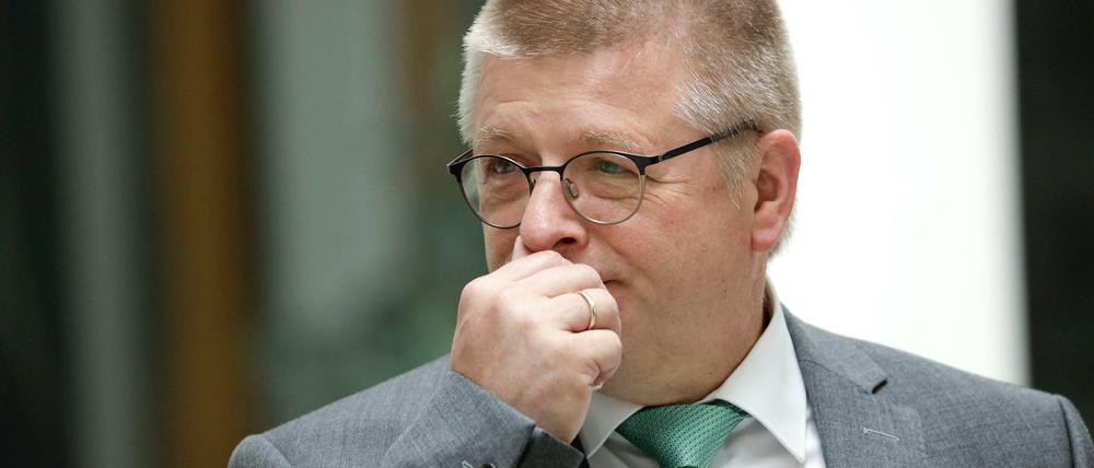 Hatte er einen mutmaßlich rechtsextremen Personenschützer? Verfassungsschutz-Chef Thomas Haldenwang.