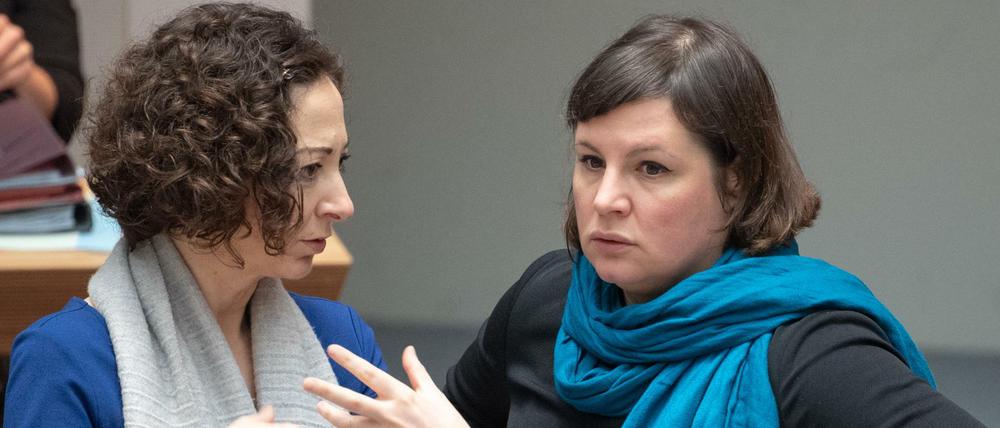Im Gespräch: Die grüne Wirtschaftssenatorin Ramona Pop (links) und die Fraktionsvorsitzende Antje Kapek.