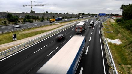 Verkehr fließt auf der A10 (Symbolbild).