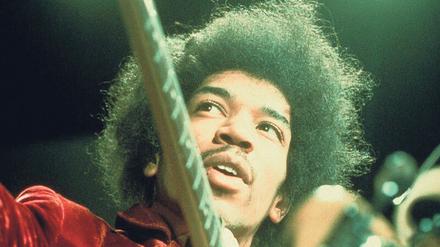 Jimi Hendrix (27. 11. 1942 – 18. 9. 1970).