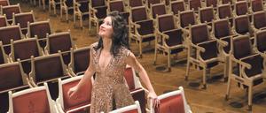 Hallo, ist da wer? Sängerin Anna Prohaska im Zuschauerraum des Konzerthauses. 