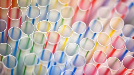 Plastiktrinkhalme sind nun verboten.