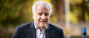 Bundesinnenminister Horst Seehofer weigert sich weiterhin, eine Studie über Rassismus bei der Polizei in Auftrag zu geben.