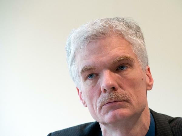 Ein Porträtbild von Andreas Schleicher.