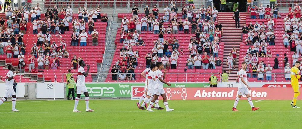 Die Tribünen waren endlich mal wieder voller als leer – wie in Stuttgart beim Spiel gegen den SC Freiburg.