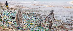 Plastik in den Weltmeeren hängt nicht zusammen mit dem weltweiten Müllgeschäft, sagt Verbandspräsident Kurth. 
