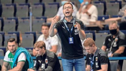 Jetzt wird es ernst. Die Füchse bestreiten am Dienstag ihr erstes Pflichtspiel unter dem neuen Trainer Jaron Siewert. Zum Auftakt wartet im Europapokal der ungarische Klub Gyöngyösi KK.