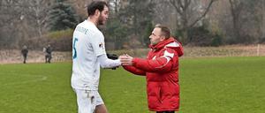 Ein Bild aus besseren Zeiten. Aus Zeiten, als sich Berlin United noch Weltmeister Thomas Häßler als Trainer leisten konnte.