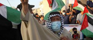 Palästinenser protestieren im Gazastreifen gegen das Abkommen zwischen Israel und den Arabischen Emiraten.