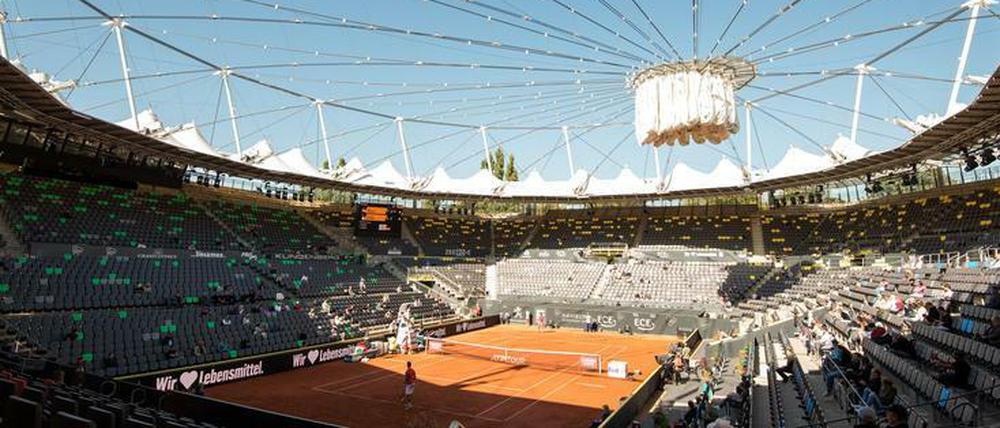 Schöne Aussichten. Bis zu 2300 Zuschauer dürfen zu den Spielen auf den Center Court - ausverkauft waren die erste Tage nicht.