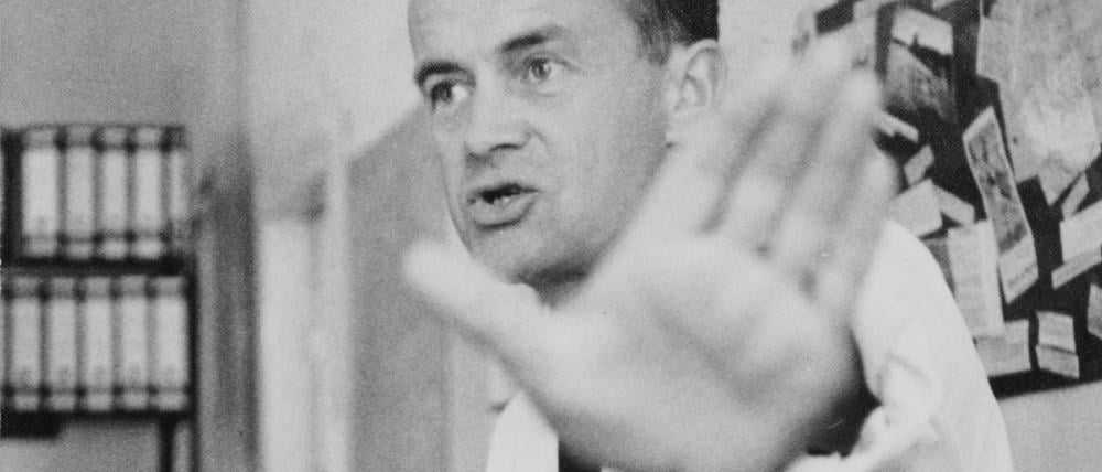 Temperamentvoll. Redaktionskonferenz mit dem Chef der Lokalredaktion Günter Matthes 1964.