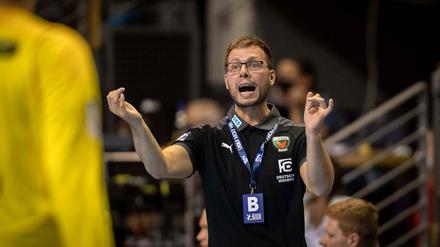 Debüt geglückt. Jaron Siewert siegte in seinem ersten Spiel als Füchse-Trainer.