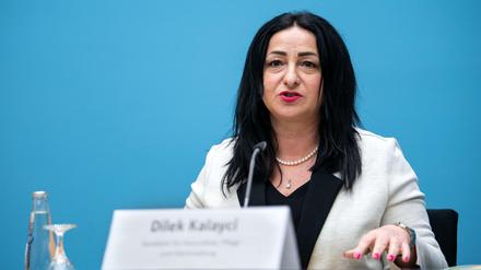 Verantwortet die Infektionsschutzverordnung: Berlins Gesundheitssenatorin Dilek Kalayci (SPD).