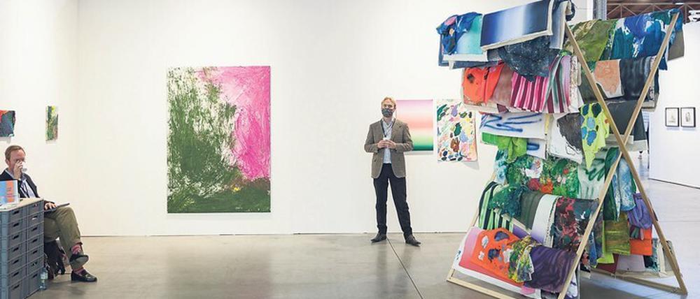 Die niederländische Galerie Dürst Britt & Mayhew präsentiert Arbeiten des Künstlers David Roth.