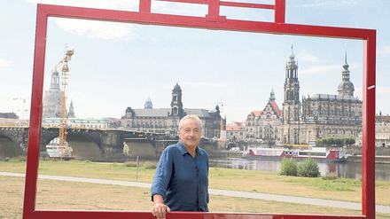 Für den Kabarettisten und Schauspieler Wolfgang Stumph, 74, der in Dresden aufwuchs, kam ein Wechsel in den Westen nie in Frage.