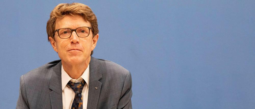 Flughafenchef Engelbert Lütke Daldrup in der Bundespressekonferenz.