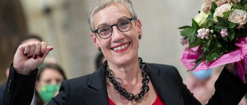 So sehen Siegerinnen aus: Sibylle Keupen erobert für die Grünen mit großem Abstand den OB-Sessel der Stadt Aachen.