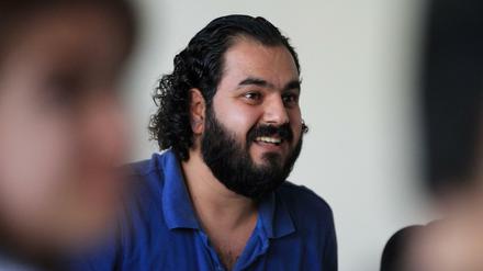 Erinnert sich, wie Demonstranten eine Statue des Diktatorenvaters anzündeten: Khalid Alaboud, syrischer Journalist.