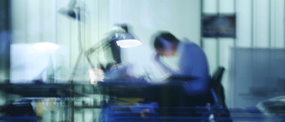 Deutschlands Arbeitnehmer fehlen immer häufiger wegen psychischer Erkrankungen am Arbeitsplatz.