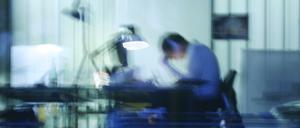Deutschlands Arbeitnehmer fehlen immer häufiger wegen psychischer Erkrankungen am Arbeitsplatz. 