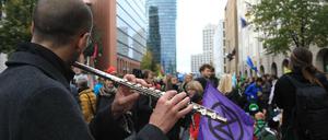 Buntes Treiben: Bei der letzten Blockade von Extinction Rebellion Ende letzten Jahres mussten noch keine Abstände eingehalten werden.