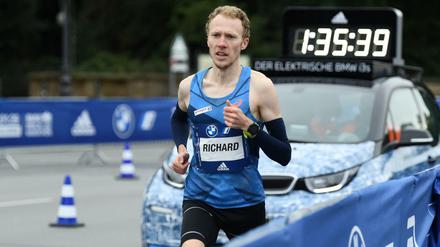 Richard Ringer war Teil der Staffel, die den Rekord von Kipchoge angriff.