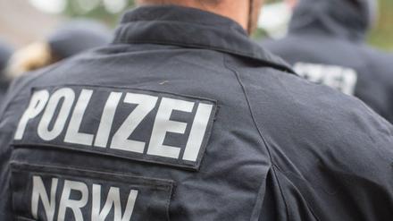 Durchsuchungen in NRW wegen Kinderpornografie: Polizei geht gegen Beschuldigte vor (Symbolbild) 