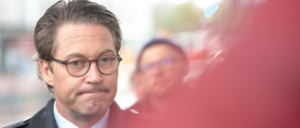 Bundesverkehrsminister Andreas Scheuer steht wegen der Pkw-Maut weiter unter Druck.