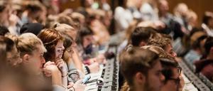 Nur ein winziger Prozentsatz der Studierenden erhält ein Stipendium von der Studienstiftung des deutschen Volkes.