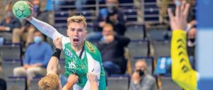 Abgehoben. Füchse-Torjäger Andersson traf neun Mal – es half nicht. 