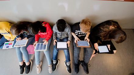 Das Erfolgsrezept für hohe digitale Kompetenz der Schüler war gesucht.