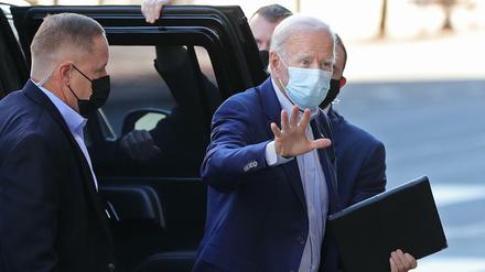 Joe Biden führt laut einer Umfrage des „Wall Street Journal“ und „NBC News“ landesweit mit 14 Prozentpunkten.