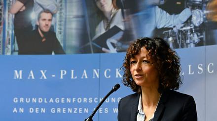 Nobelpreisträgerin Emmanuelle Charpentier bei ihrem Auftritt in Berlin.