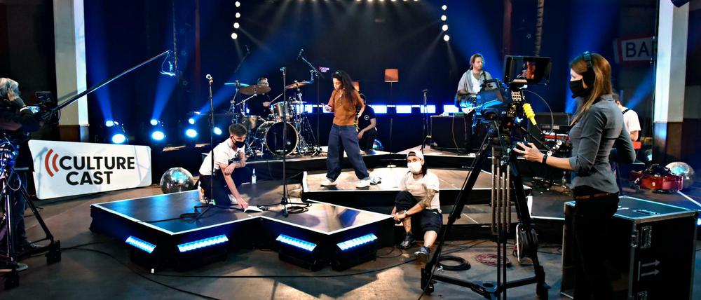 Geisterkonzert für die gute Sache. J.Lamotta im Astra Kulturhaus bei "Culture Cast".