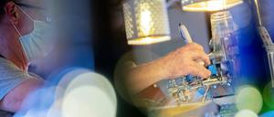 Die Sperrstunde treffe unfairerweise auch die Kneipen, die sich vorbildlich verhielten, so die Kritik.