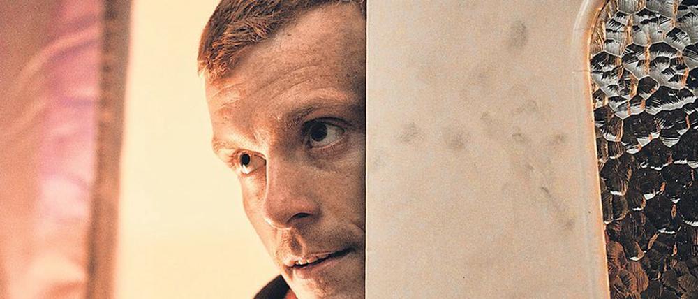 Dorftyrann Mike (Morten Hee Andersen) terrorisiert die Dorfgemeinschaft der dänischen Insel Fünen. Seine Aggression scheint keine Grenzen zu kennen.