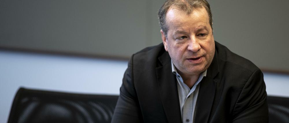 Frank Balzer (CDU), Bezirksbürgermeister von Reinickendorf, spricht im Rathaus von Reinickendorf bei einer Pressekonferenz Ende 2019