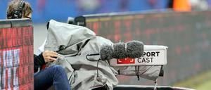 Ob Sky am Wochenende Bilder von der Bundesliga wird zeigen können? Die DFL ist zuversichtlich.