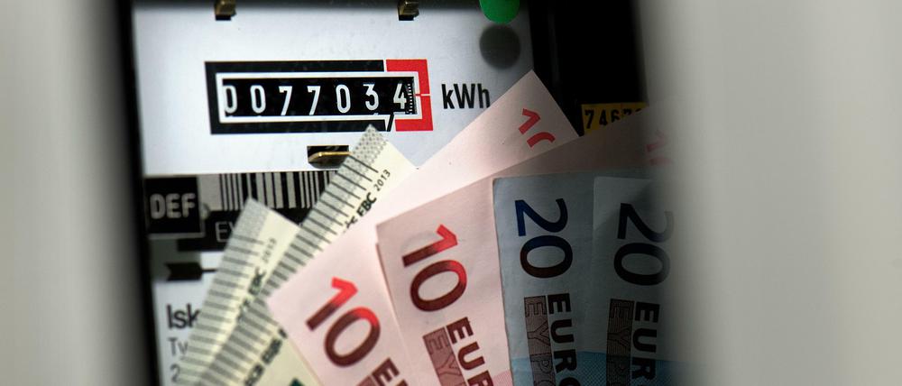 Der Netzbetreiber erhöht die Stromkosten um durchschnittlich knapp acht Prozent.