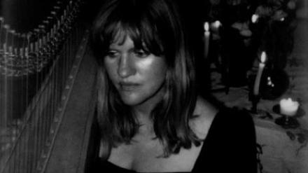 Die US-amerikanische Harfinistin Mary Lattimore.