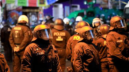 1.500 Polizisten waren bei der Räumung des linken Hausprojekts in der Liebigstraße 34 im Einsatz.