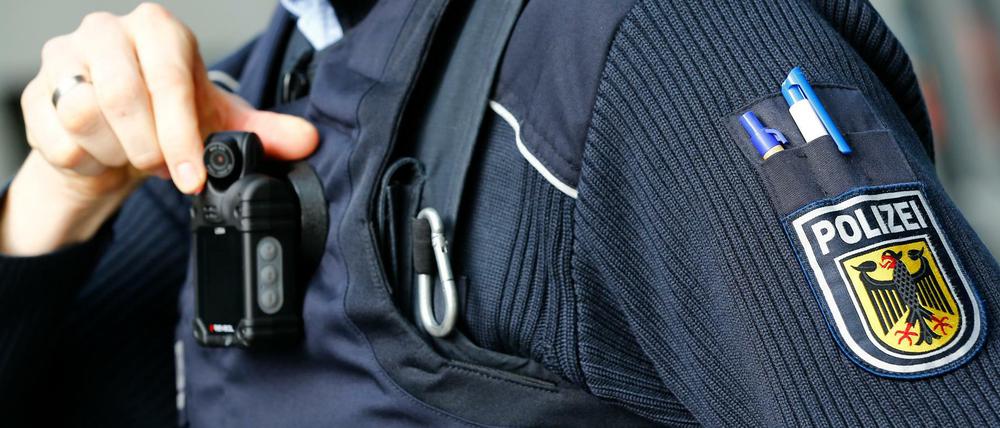 Wie genau eine Unterstützung der Bundespolizei aussehen könnte, bedarf der weiteren Absprache mit dem Bund.