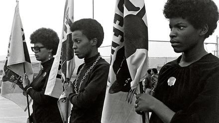 Neues Selbstbewusstsein: Frauen spielen bei der Black-Panthers-Bewegung eine wichtige Rolle. 