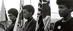 Neues Selbstbewusstsein: Frauen spielen bei der Black-Panthers-Bewegung eine wichtige Rolle. 