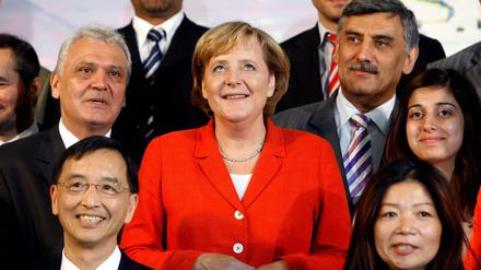 Premiere: Familienfoto vom ersten Integrationsgipfel mit der Kanzlerin 2006