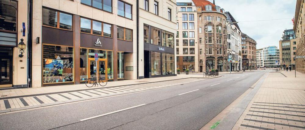 Menschenleer wirkte die Hamburger Innenstadt während des Lockdowns. Die Stadtzentren sollen am Leben gehalten werden.