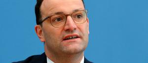 Steht wegen dem geplanten Ausbau der Corona-Sonderrechte in der Kritik: Gesundheitsminister Jens Spahn