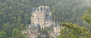 Viele Türmchen, viele Hashtags: die Burg Eltz in der Eifel.