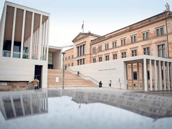 Der oder die Täter kamen wohl, wie die meisten Besucher, über die James-Simon-Galerie auf die Museumsinsel.