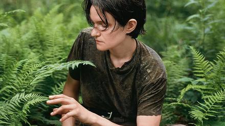 Verletzliche Unmittelbarkeit. Adrianne Lenker setzt sich in ihren Lieder offen mit seelischen Wunden auseinander.